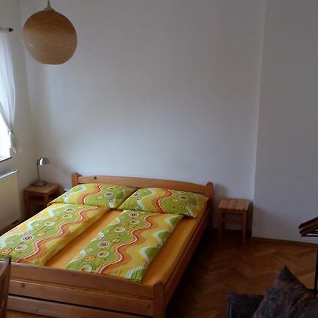 Apartmany Врхлабі Екстер'єр фото